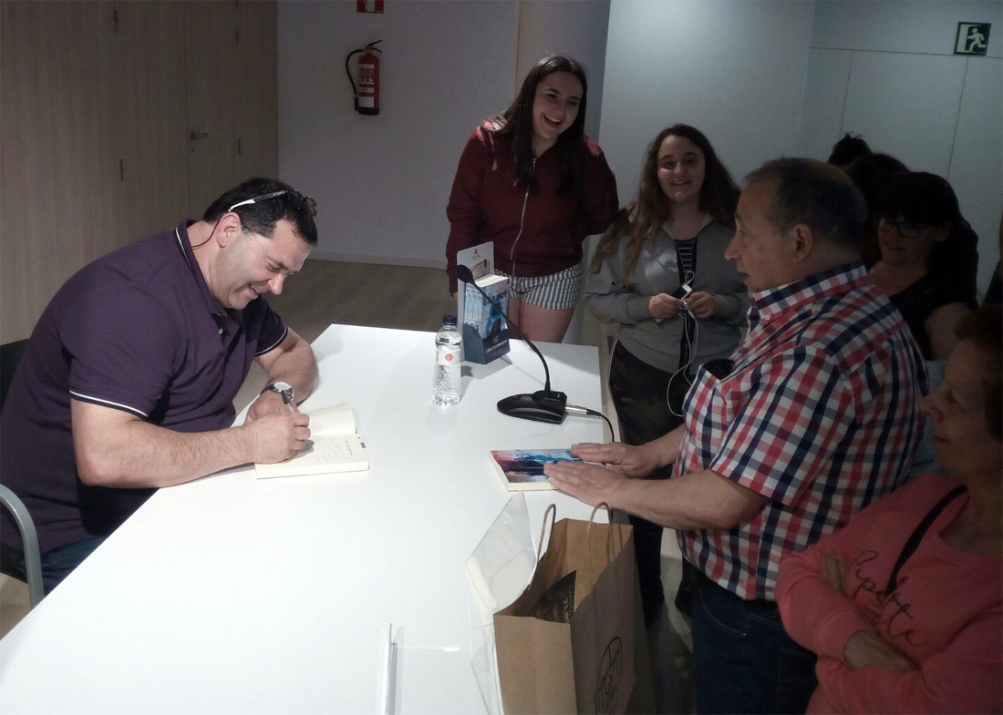 Jaume Garcia Vilà denuncia la violència vers les dones a la seva primera novel·la