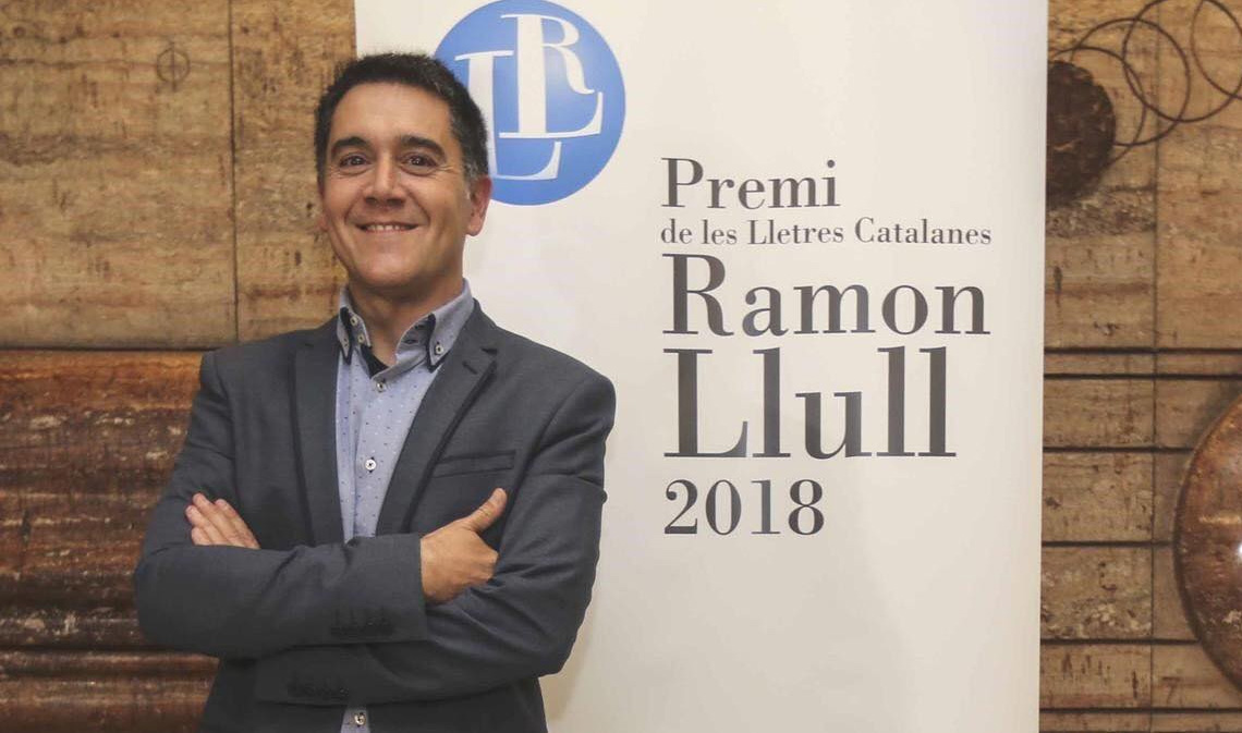 Martí Gironell tanca el Cafè amb Lletres d'aquest curs amb el gran èxit del Sant Jordi 2018