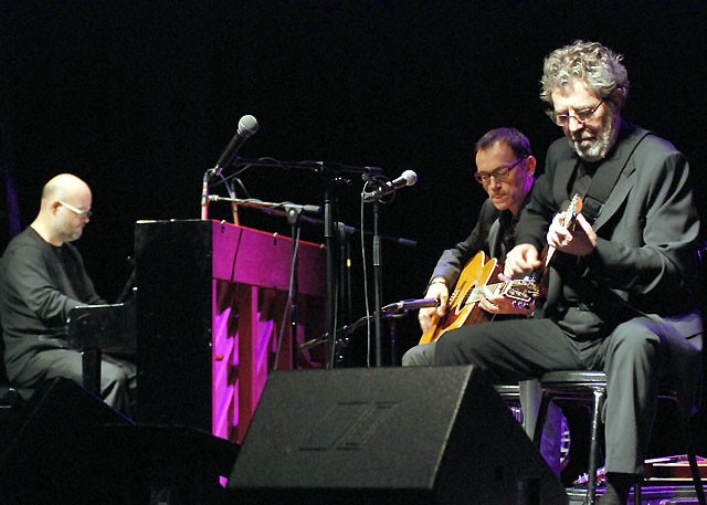 Pi de la Serra arriba a l'Ateneu amb dos dels millors bluesmen catalans, Amadeu Casas i Joan Pau Cumellas