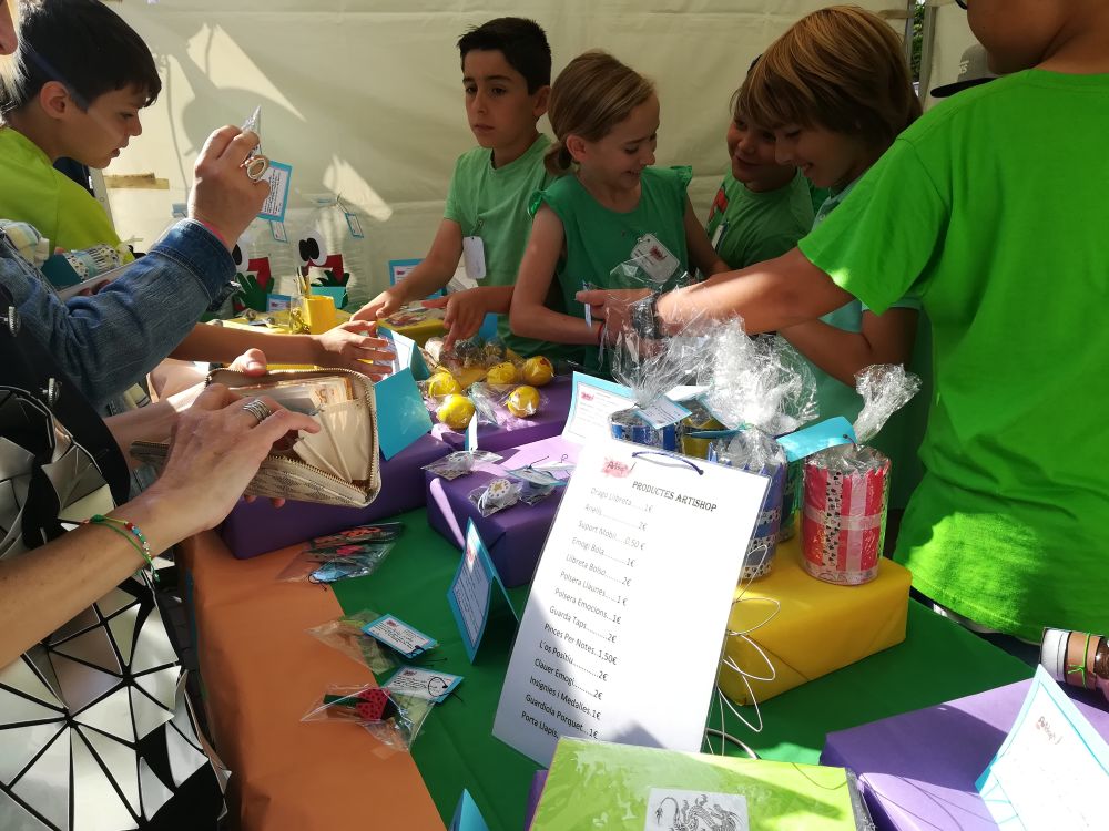 Part dels beneficis de les cooperatives escolars es donaran a 11 entitats del tercer sector
