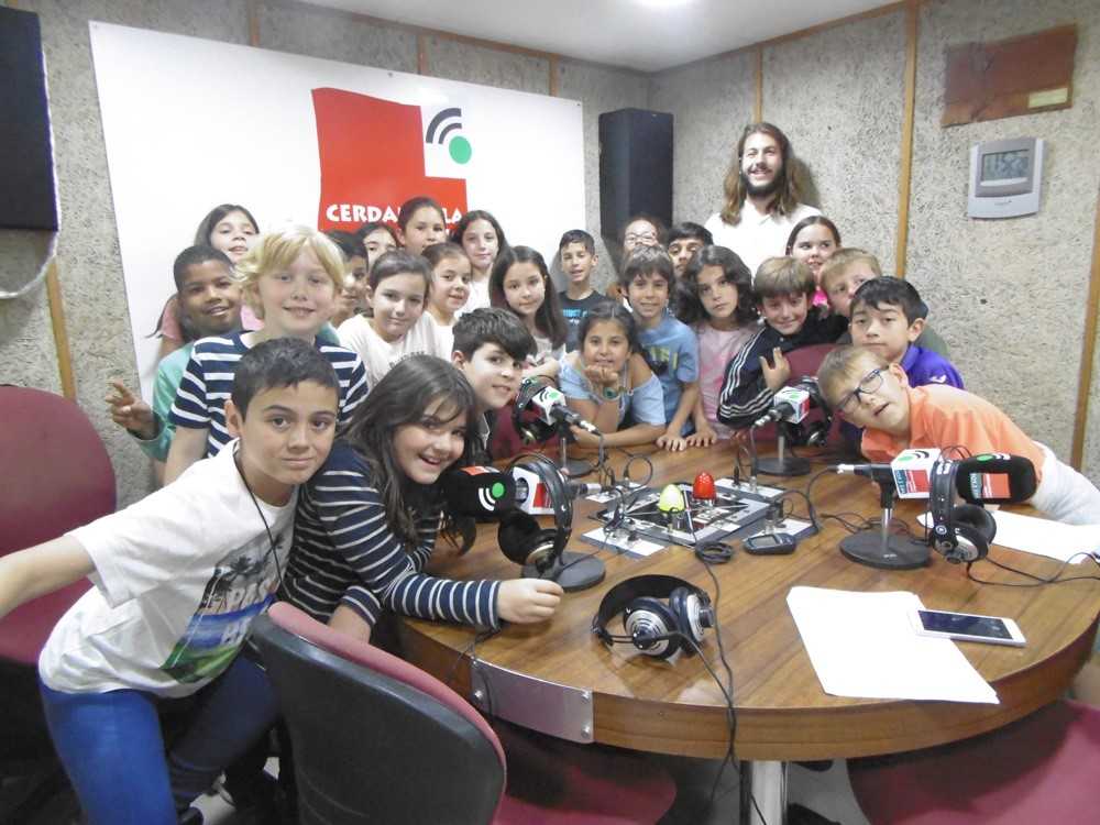Programes escolars de Cerdanyola Ràdio. 4t B Escola La Sínia