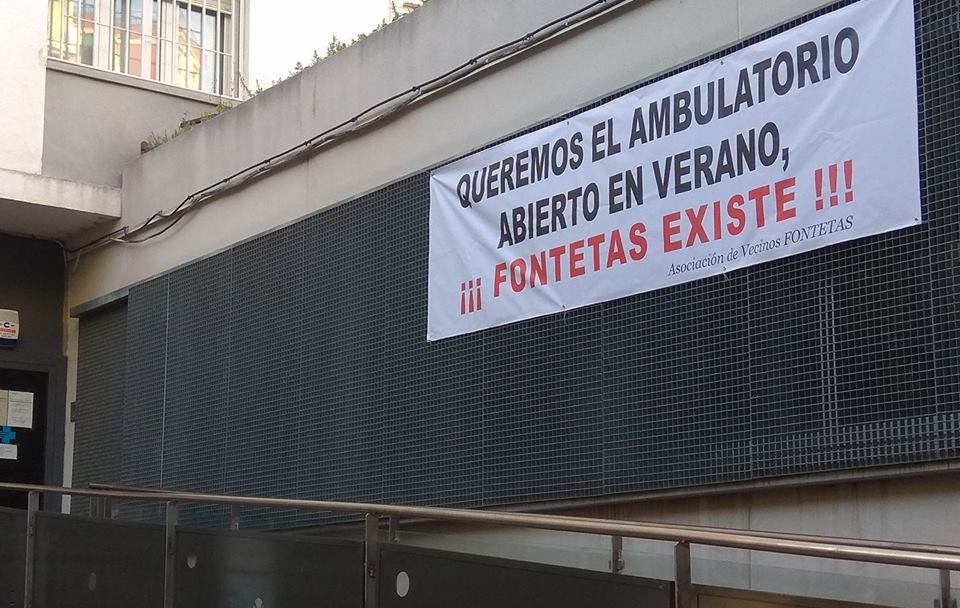 L'Associació de Veïns de Les Fontetes protesta contra el tancament estival de l'ambulatori