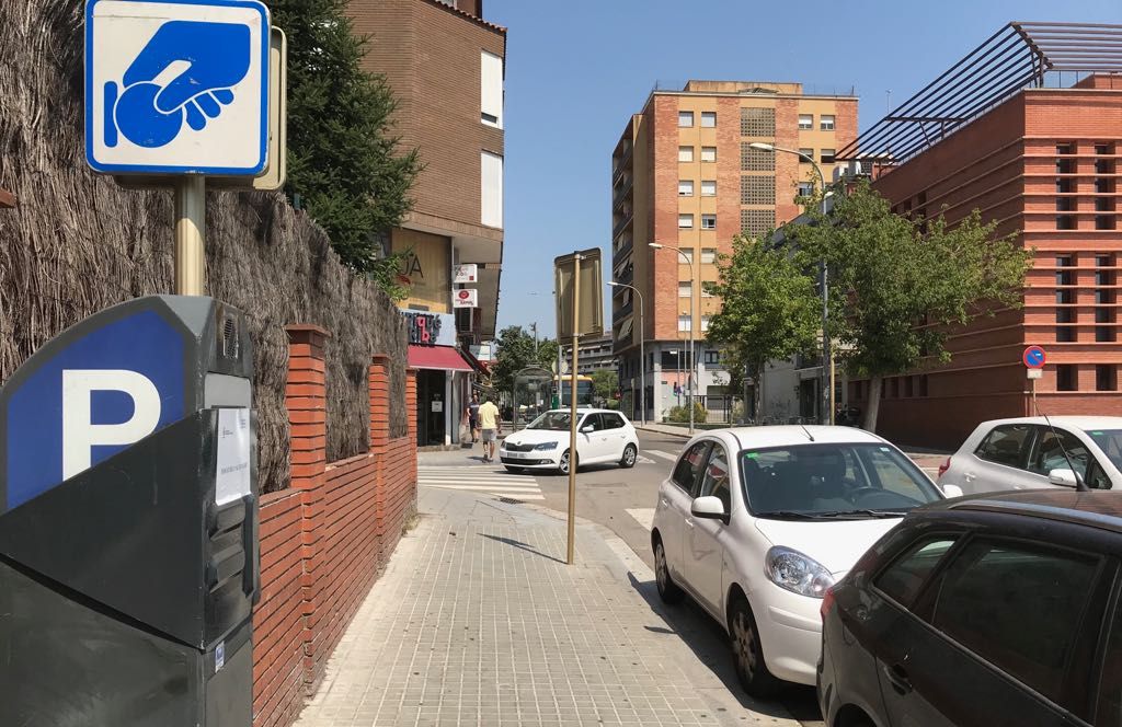 L'estacionament en zona blava serà gratuït a l'agost