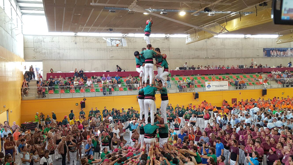 Fita històrica per als Castellers de Cerdanyola amb la seva participació al concurs Tarraco Arena