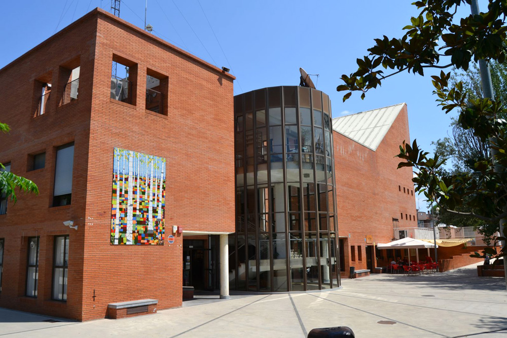 Avui es reprenen les inscripcions per als cursos i tallers de l’Ateneu 2018 - 2019