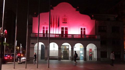Cerdanyola commemora el Dia Internacional de la Lluita contra el Càncer de Mama amb diverses activitats
