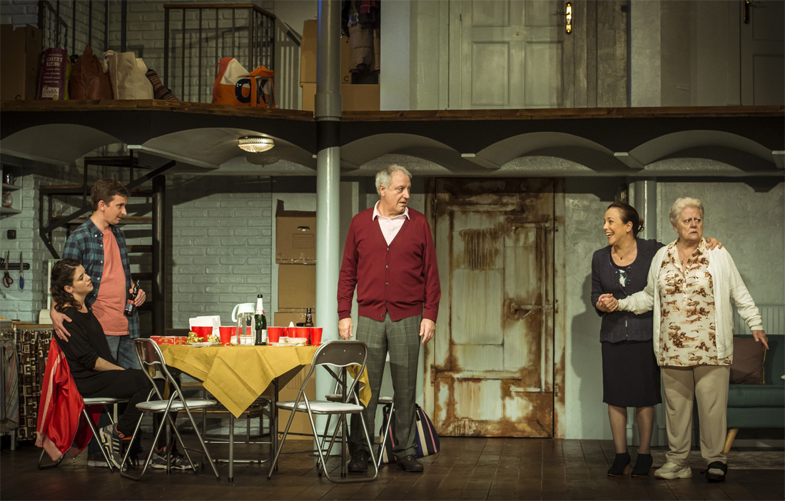 'Humans' retratrarà al teatre Ateneu els drames quotidians de la família