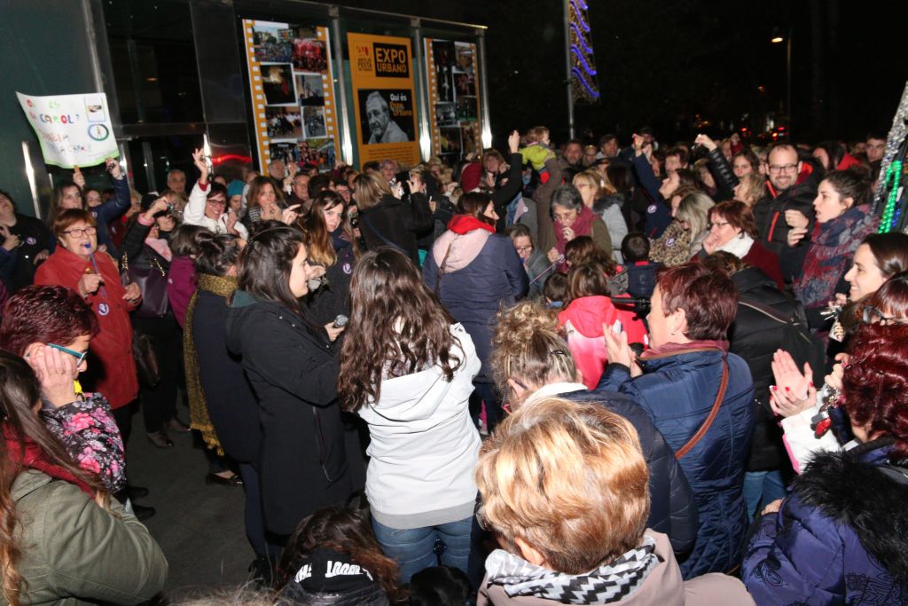 Concentració de protesta contra els darrers casos de violència masclista