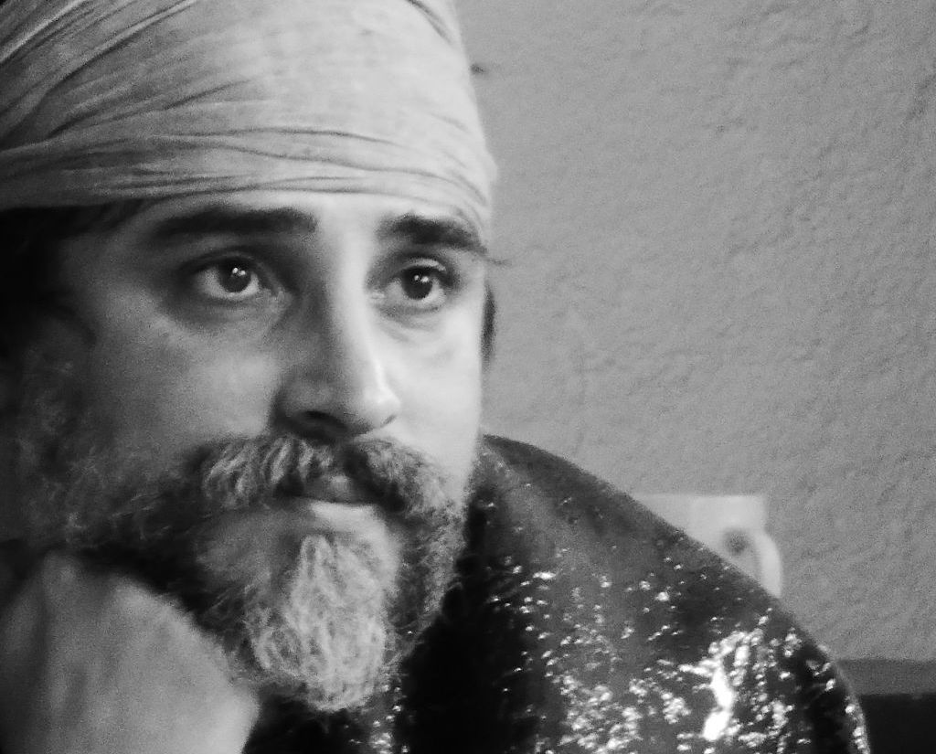 L'actor local Emmanuel Velasco estrena a La Gleva Teatre una versió  de 'Primera història d'Esther'