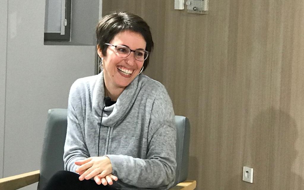La prosa descarnada i carregada de bellesa d'Eva Baltasar al Cafè amb lletres