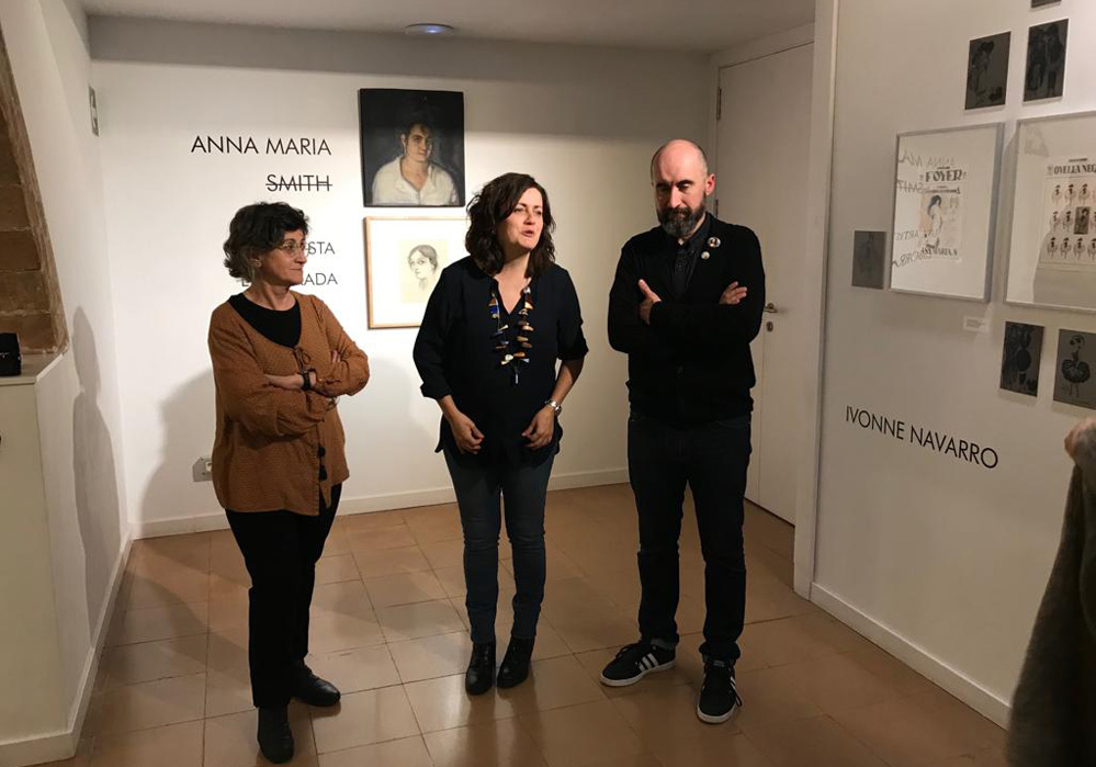Inauguració de l'obra de l'Ana Maria Smith per no oblidar-la ni esborrar-la