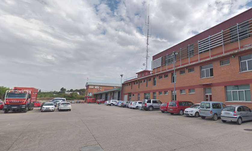 Roba una ambulància dels Bombers fent-se passar per metge