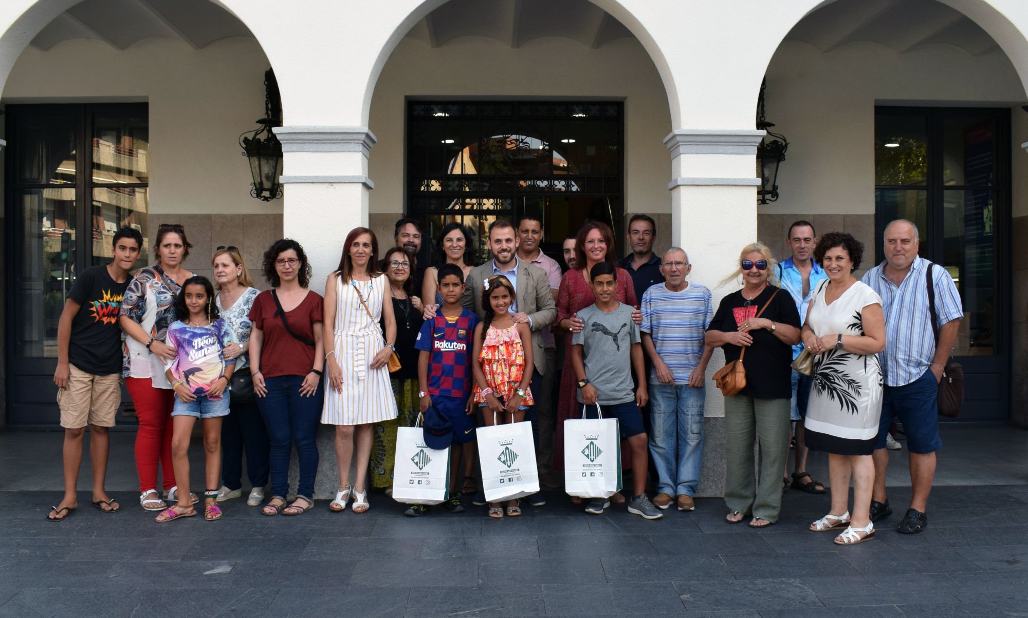 Una nena i dos nens sahrauís passen l’estiu amb famílies de Cerdanyola