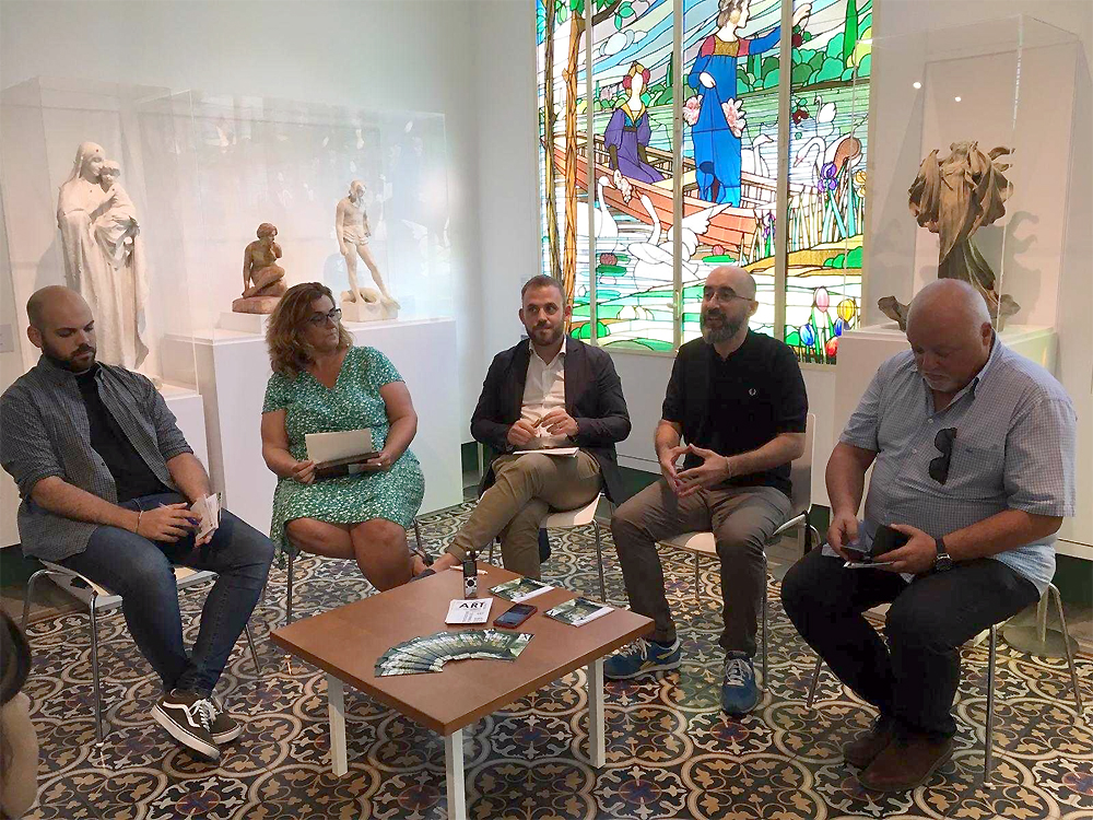 El MAC celebra el 10è aniversari amb la distinció dels vitralls com a Bé Cultural d'Interès Nacional