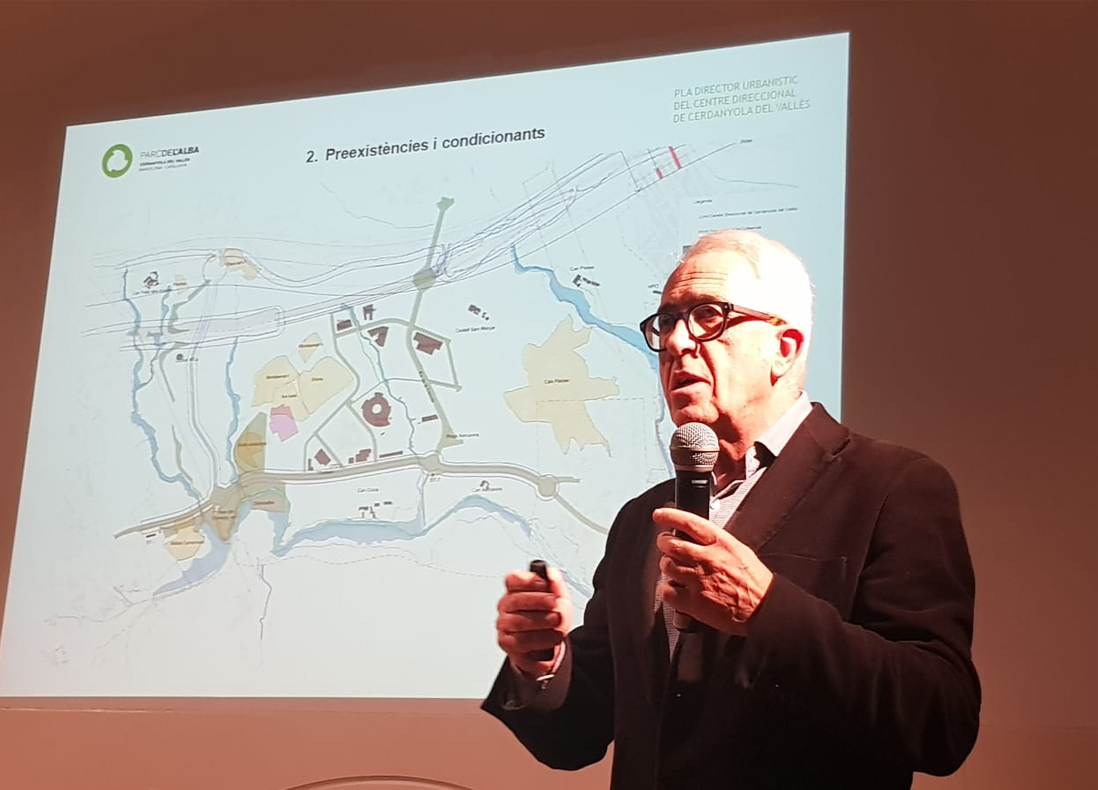 El debat dels abocadors tensa la presentació del PDU del Direccional