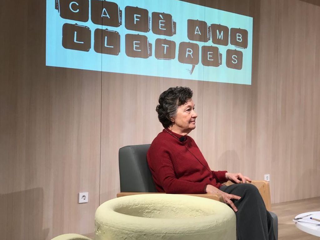 Maria Barbal tanca el Cafè amb lletres 2019 amb una història d'amistat i amor en temps de derrota