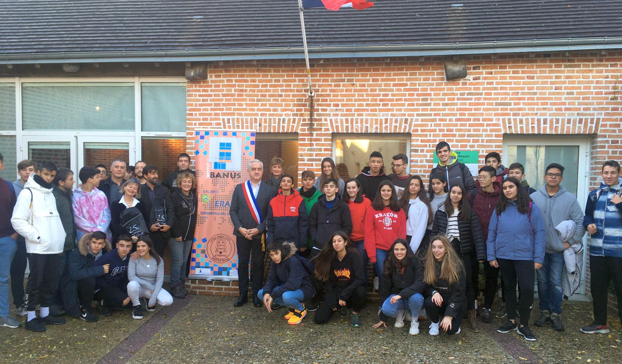 L'Institut Banús treballa la robòtica en un intercanvi educatiu amb un centre francès