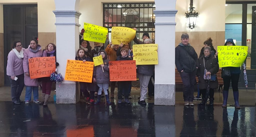 Negociació oberta per decidir el futur del CEIP Les Fontetes