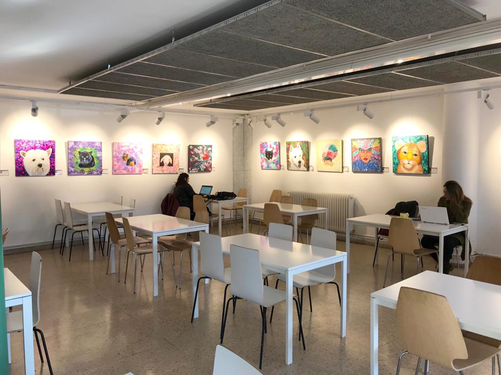 Exposició sobre el món animal al B'art de l'Ateneu per denunciar la seva situació