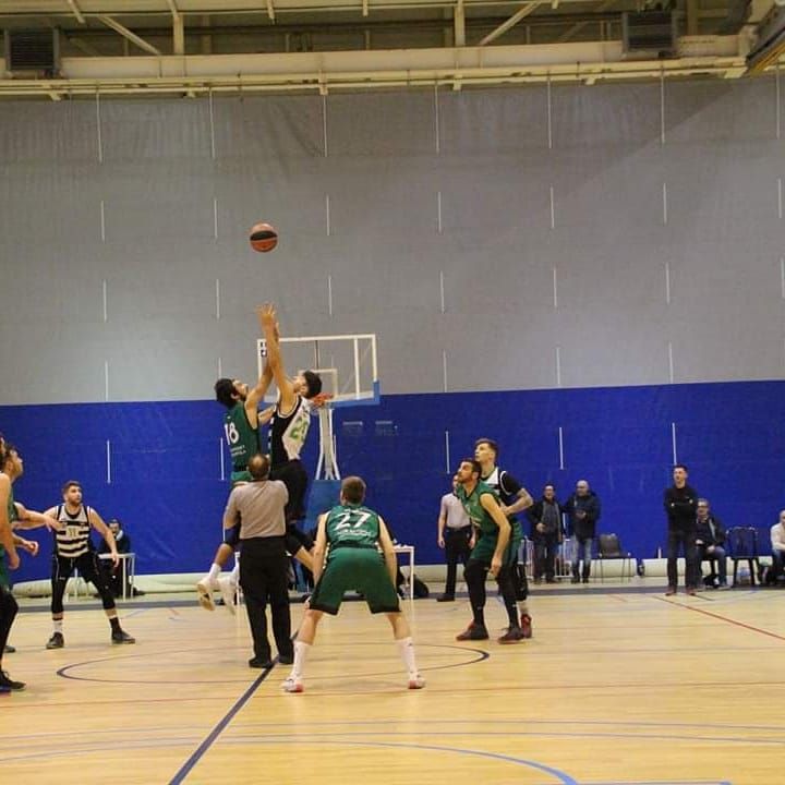 Doble derrota contra un rival directe (93-78)