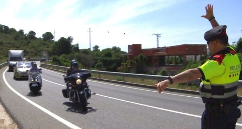 Campanya intensiva per vetllar per la seguretat dels motoristes